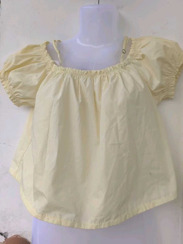 Pale Yellow Puff Sleeve Crop Top