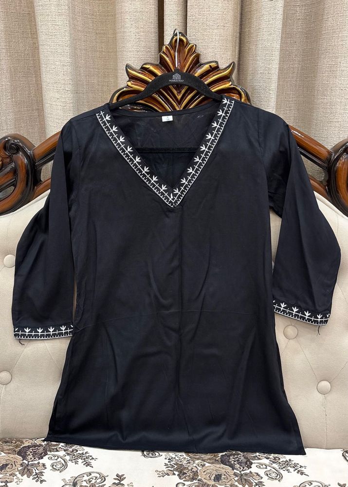 Elegant Black Embroidered Top