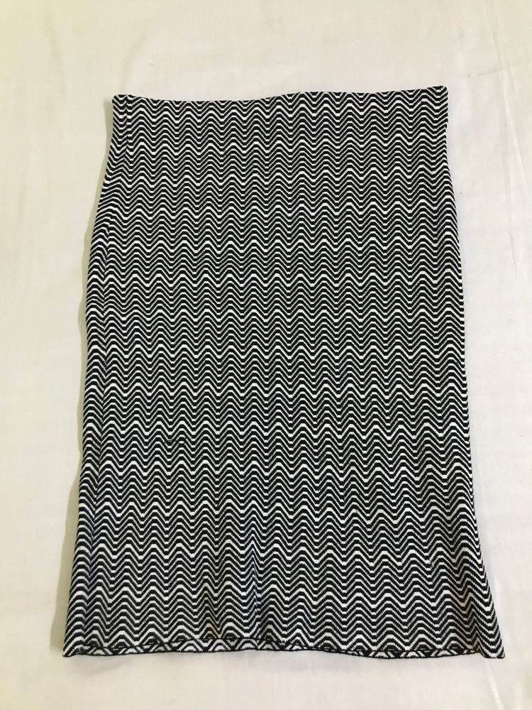 Stretchy Pencil Skirt Waist 26-30