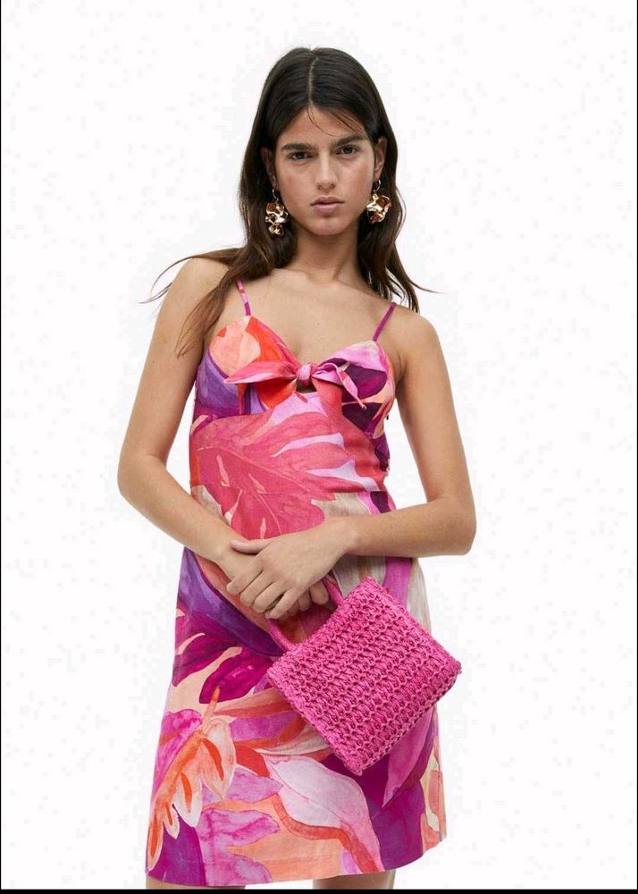 H&amp;M Front Tie Up Dress