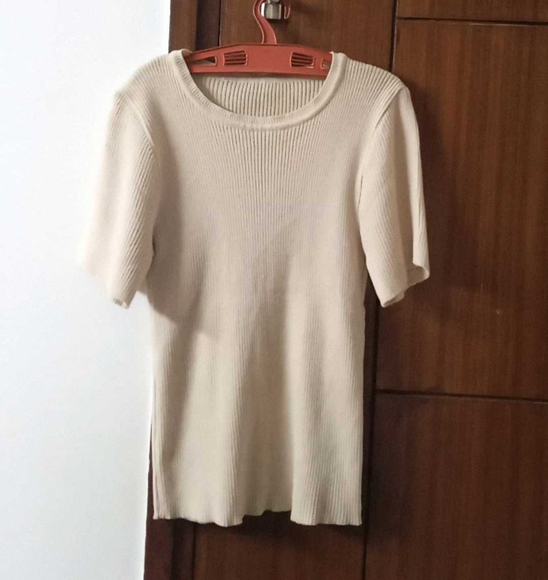 Fitted Ribbed Knit Top