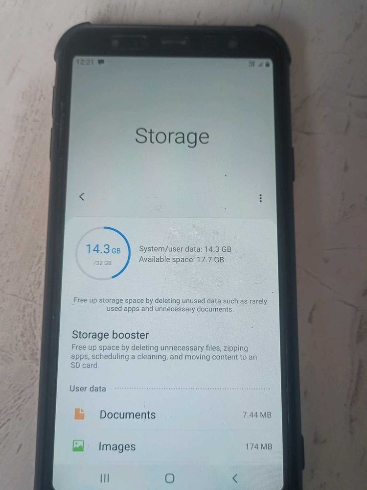 Samsung Galaxy J4+ Like New