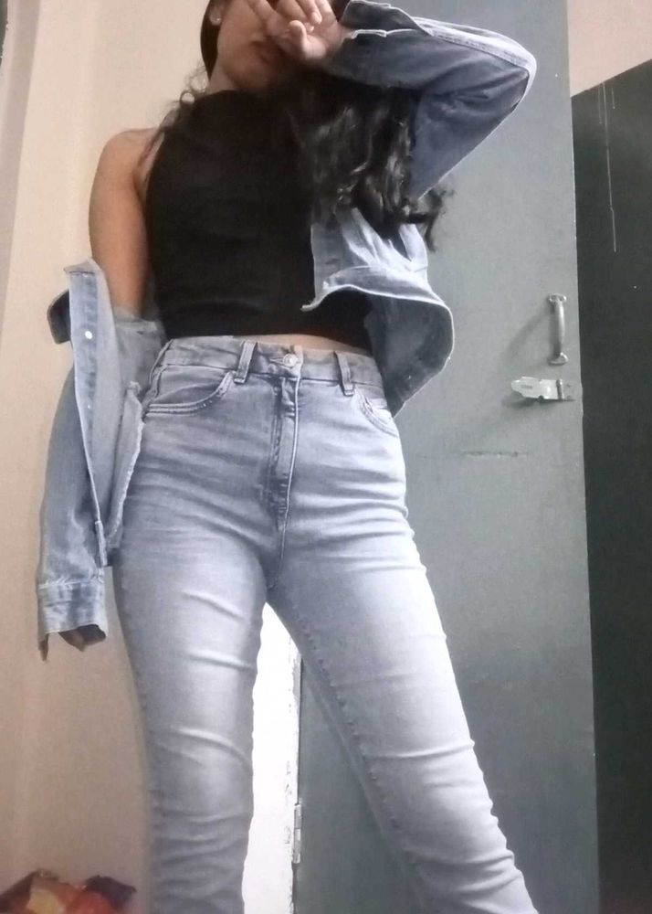 H&amp;M Stretchable Jeans