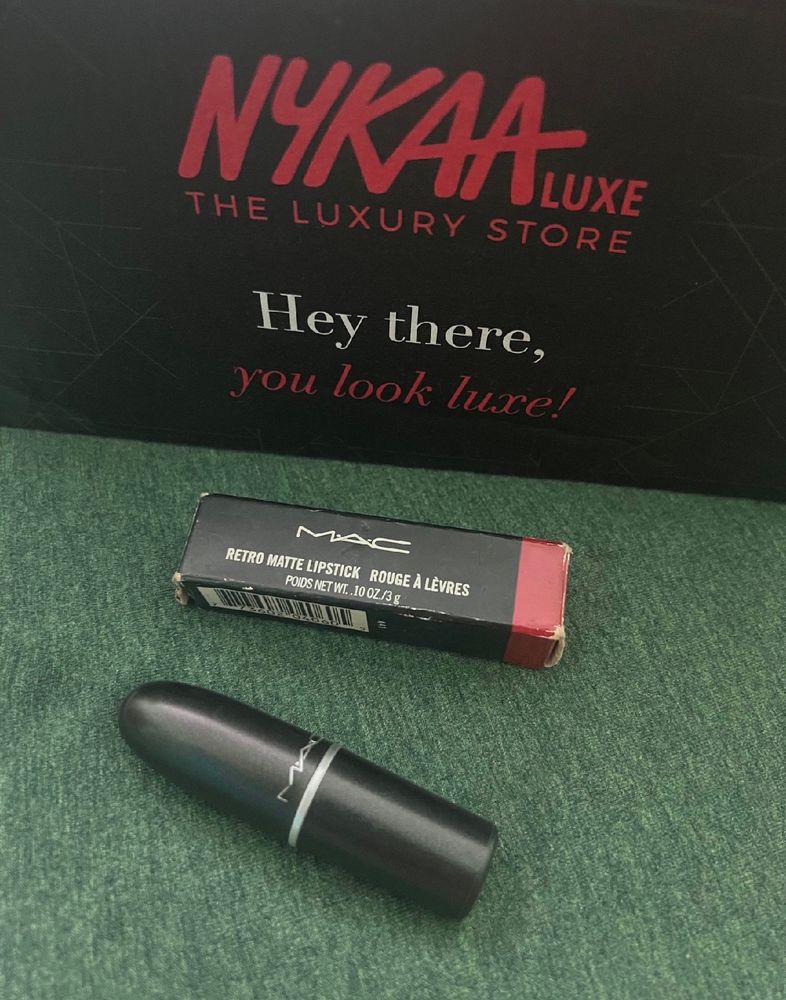 ❤️SALE❤️ MAC Lipstick “RUBY WOO”