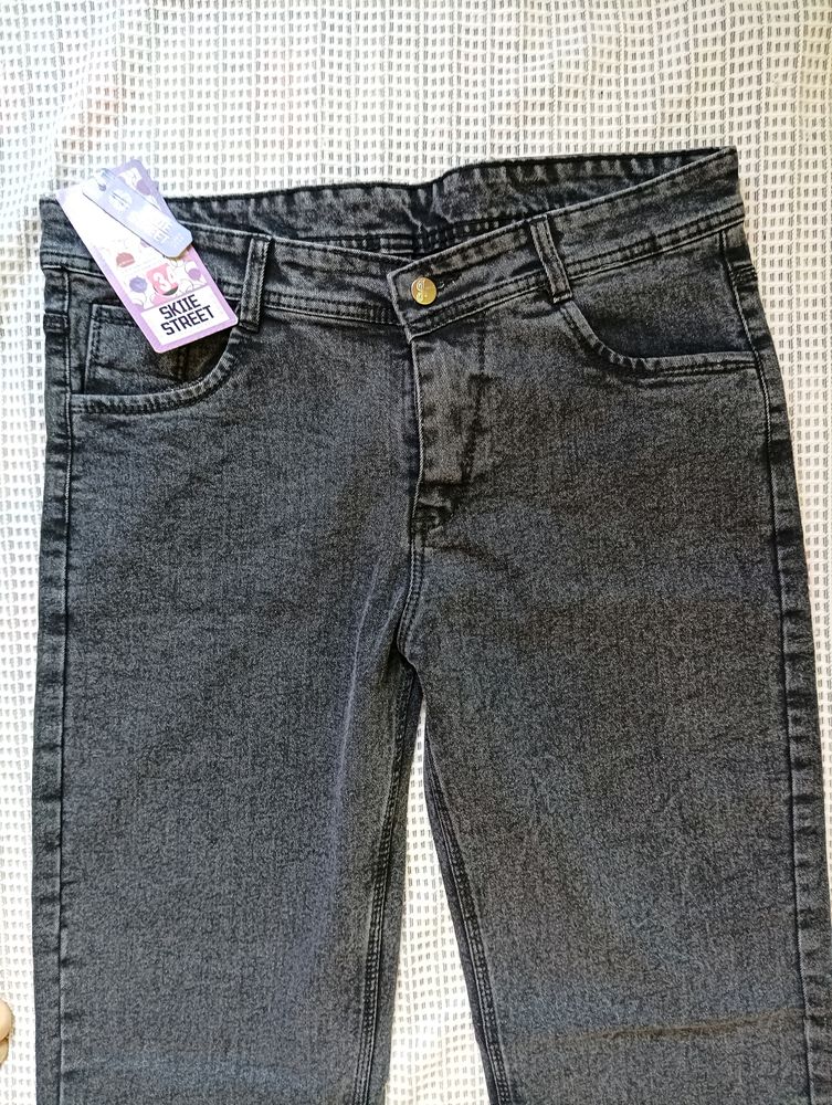 Charcoal Grey Straight fit jeans