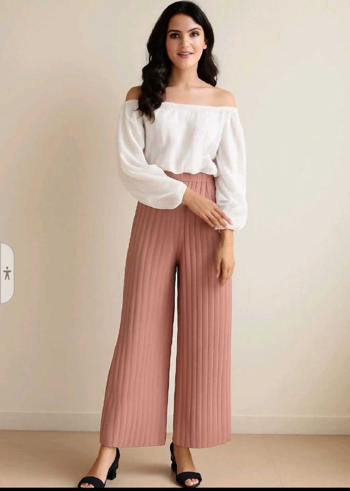 Chic Pleated Palazzo Pants🩷🩷