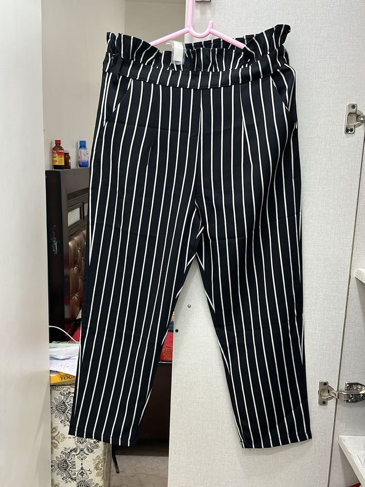 Branded Tag Item For Waist 30-32