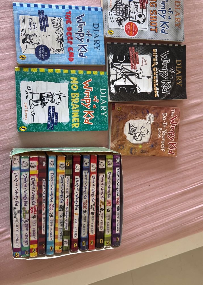 Set Of 18 Wimpy Kids Boos