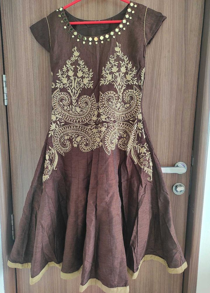 Brown Embroidered Gown Hourglass Effect