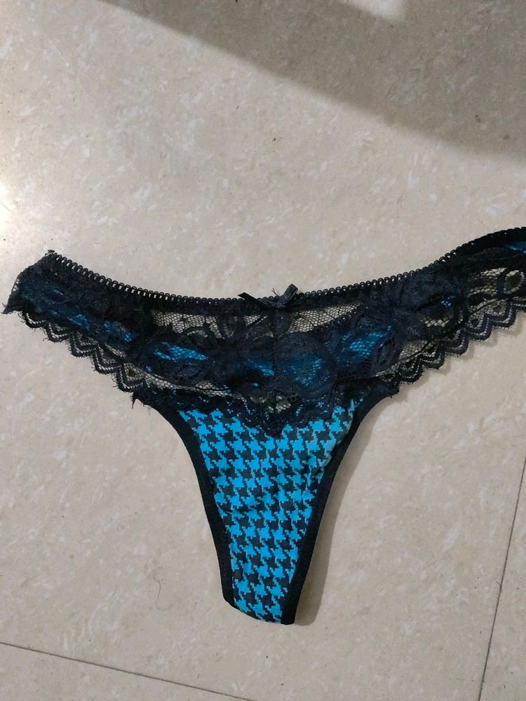 Thongs For Women