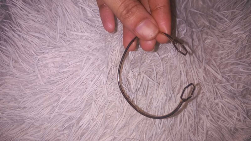 Minimal Gold-Tone Adjustable Bracelet 💫