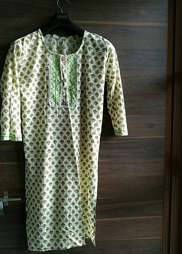 Floral Print Kurti Set Of 3 Sizes Available