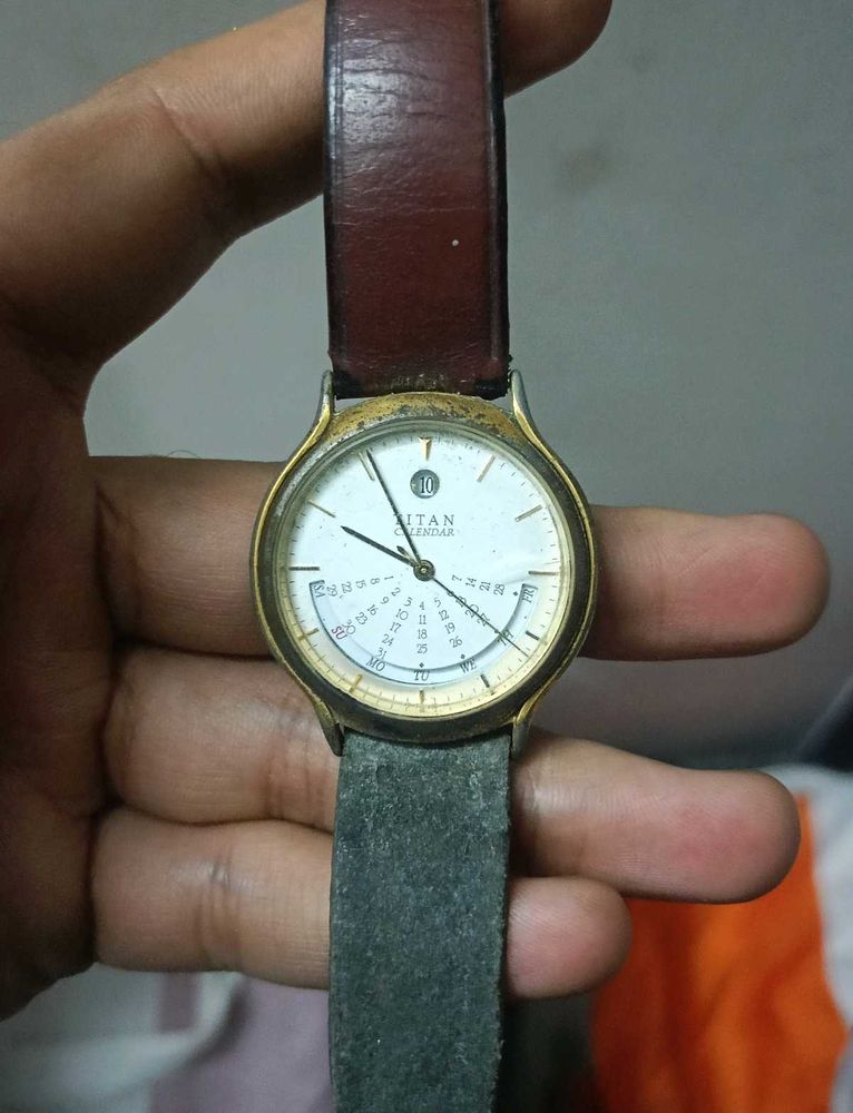 ORIGINAL TITAN CALENDAR VINTAGE WATCH