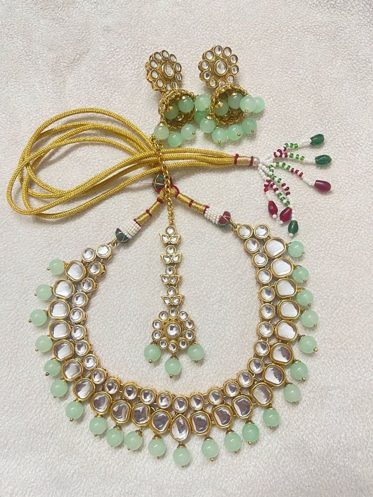 Beautiful Kundan Set