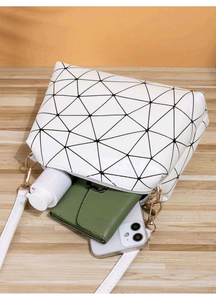 Geometric Shoulder Bag