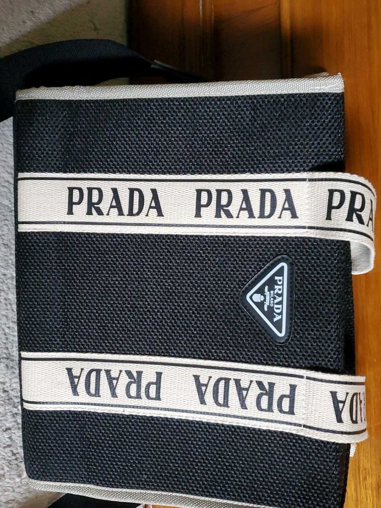 PRADA Wallet