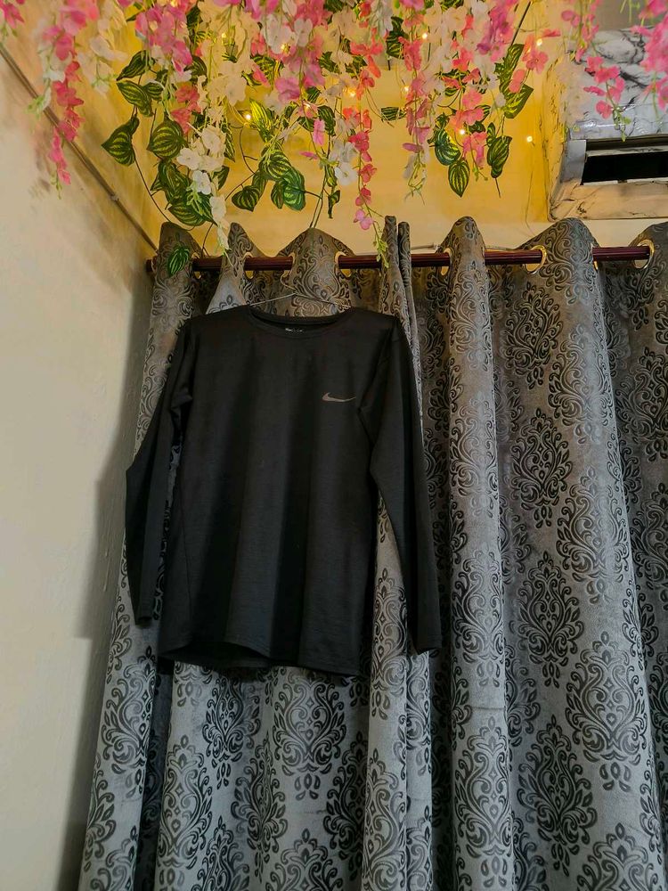 Black Full Sleeves T- Shirt