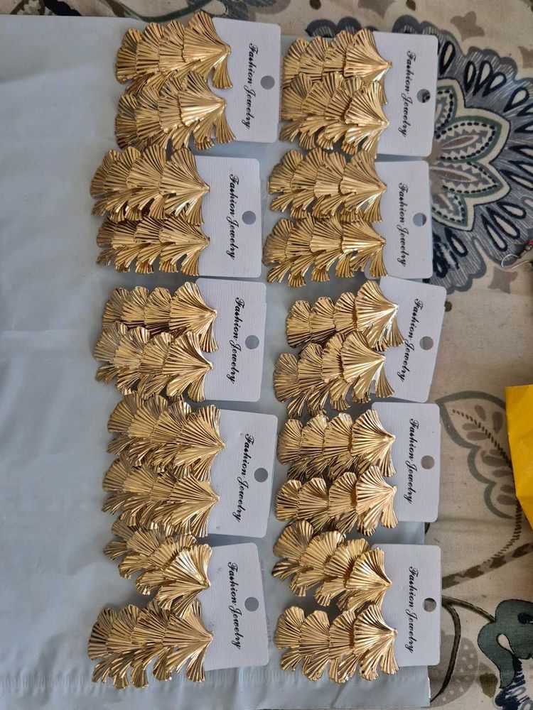 Gold Leaf Earrings