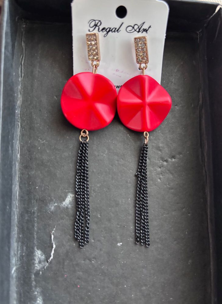 Red Regal Art Tassel Earrings