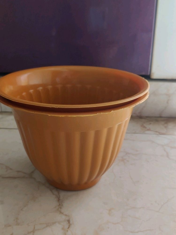Plastic Pots