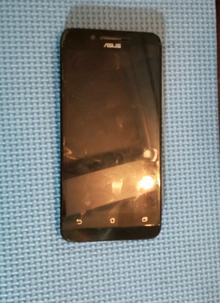 Asus Smartphone