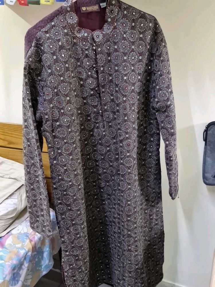 Elegant Men&#39;s Kurta