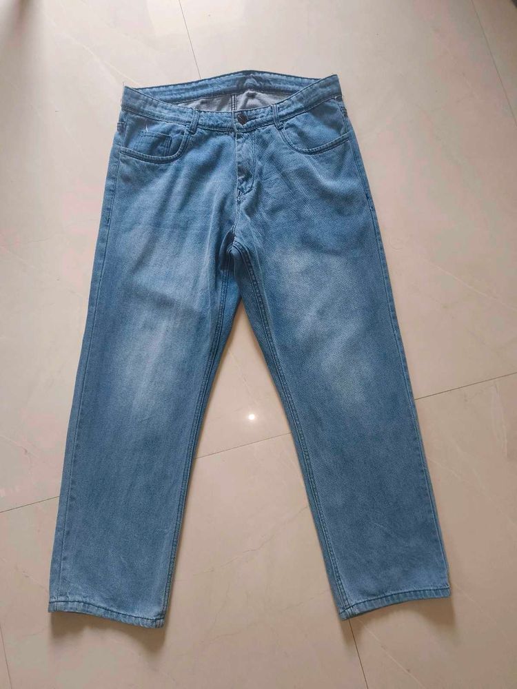 JEANS • Blue