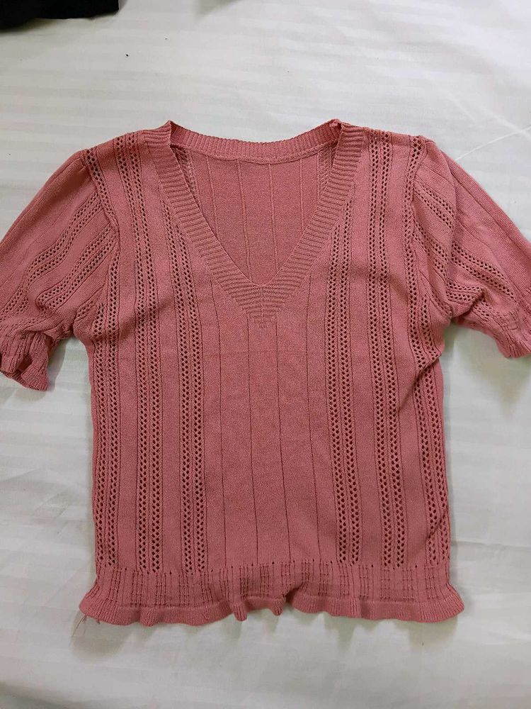 Selling This Cute Pink Top