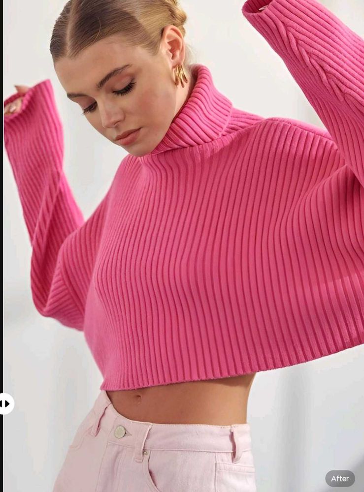 New With Tag Korean Pink Knit Crop Top