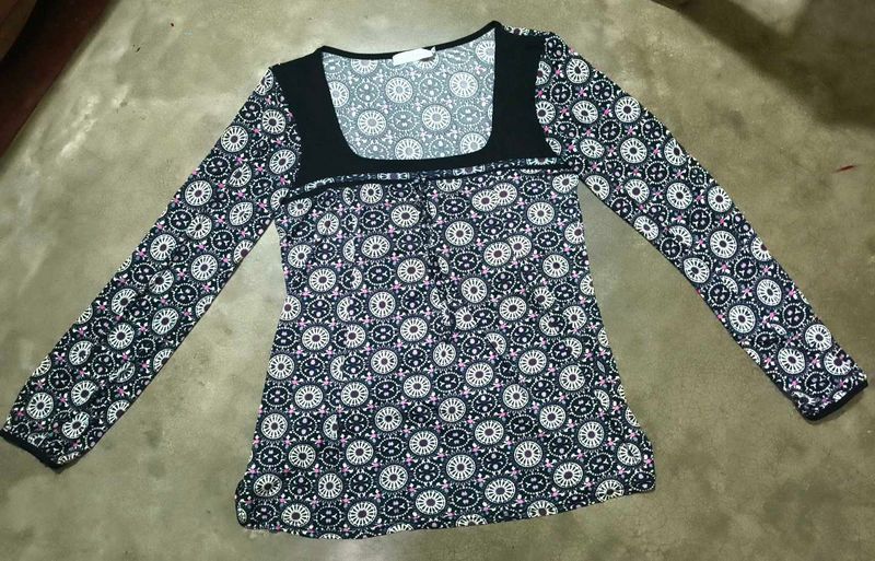 Patterned Long Sleeve Top