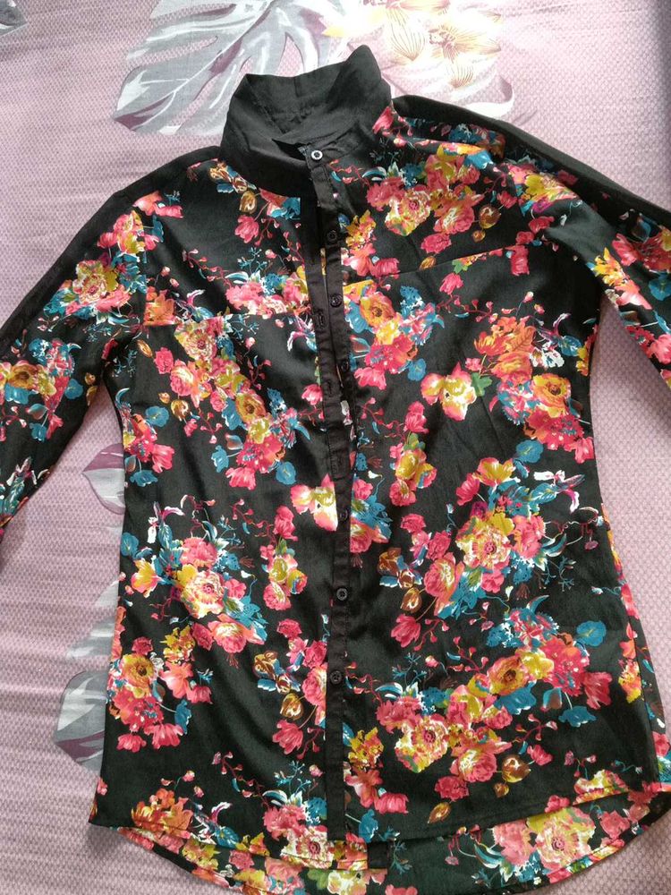 Totally New Aeropostale Handbag With Shirt