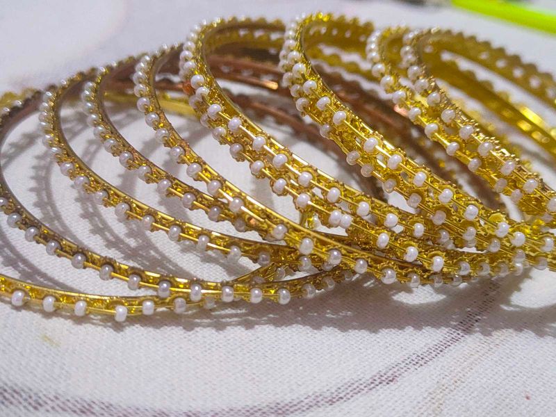 Two Different Bangles Set