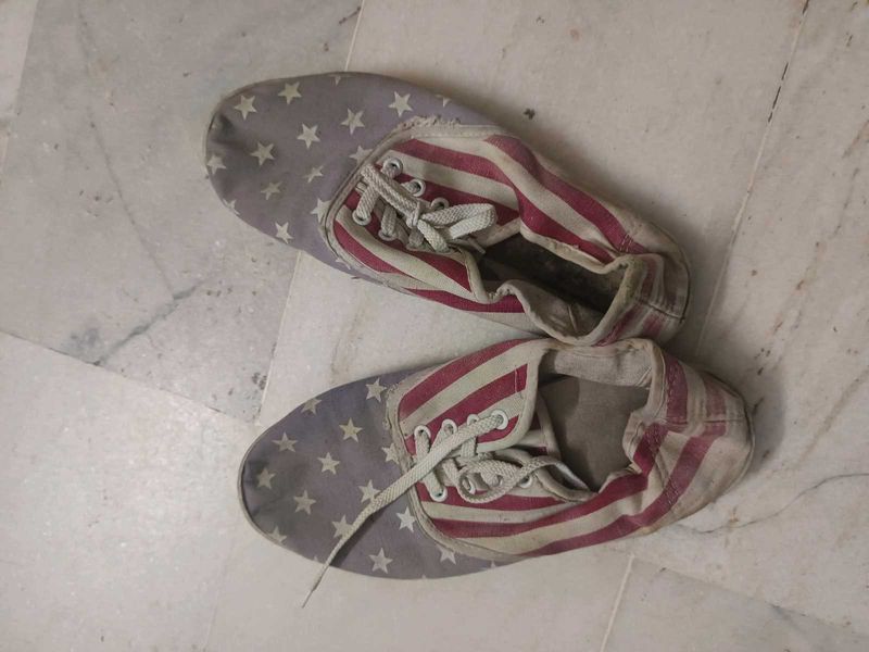 Foreign Shoes