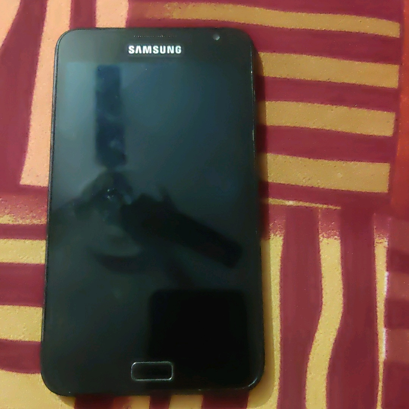 Samsung galaxy note  in working condition need to replace  battery