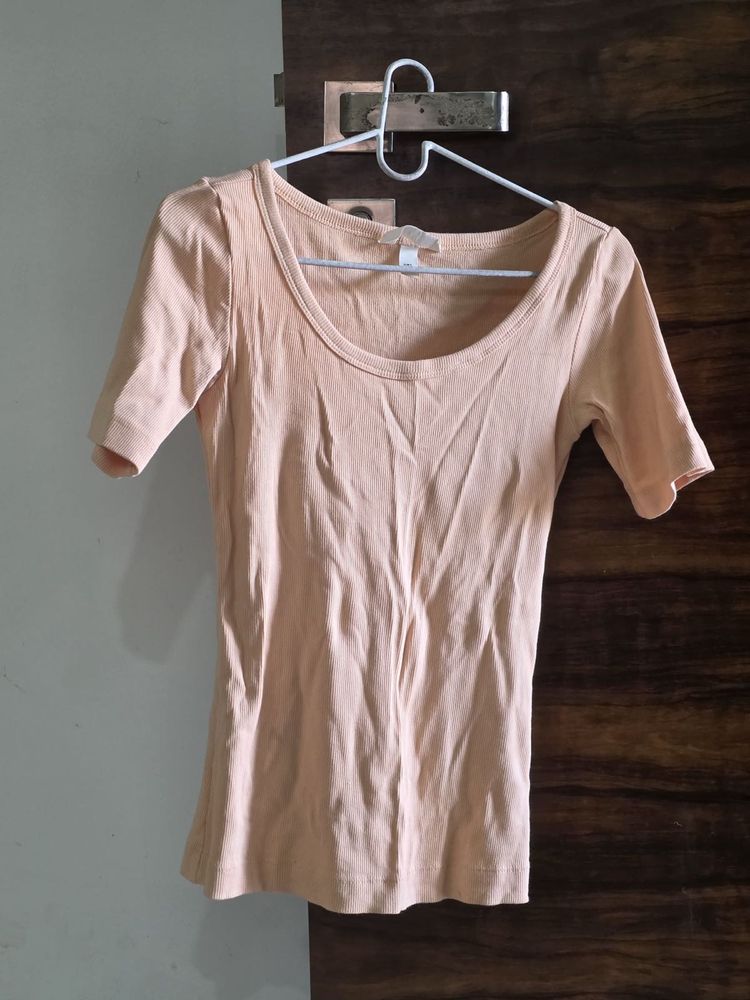 Ribbed Short Sleeve Top