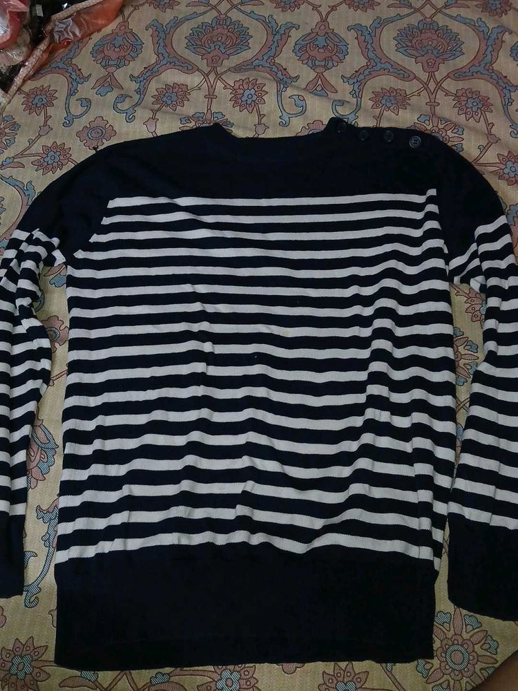 Stripped Sweatshirt