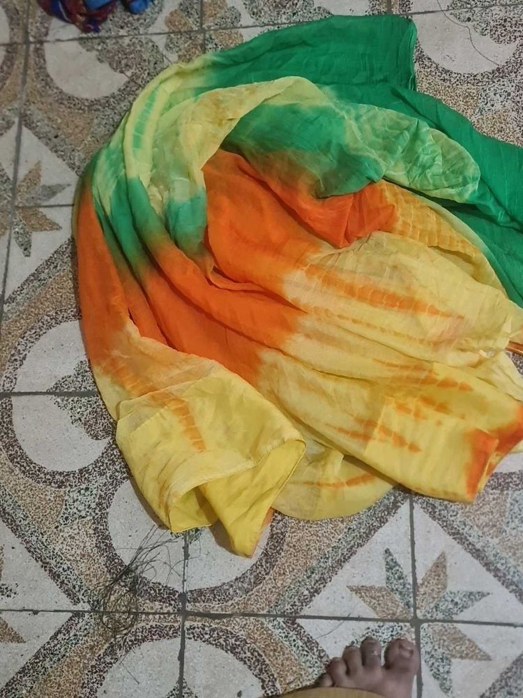Tie-Dye Dupatta - Vibrant Colors