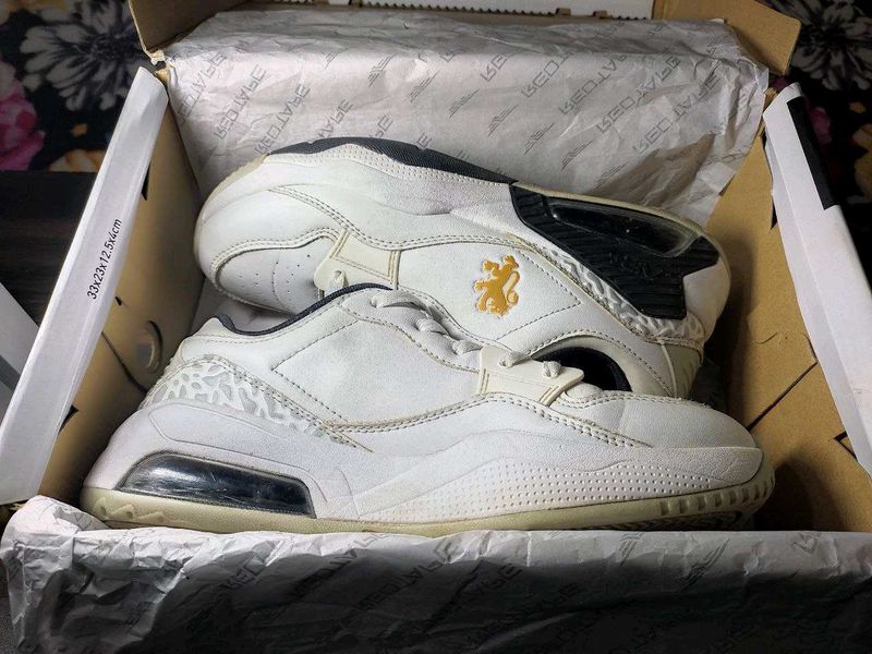 Redtape Lace-Up Original White Sneakers