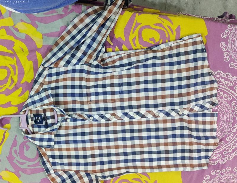 Peter England shirt For Sale