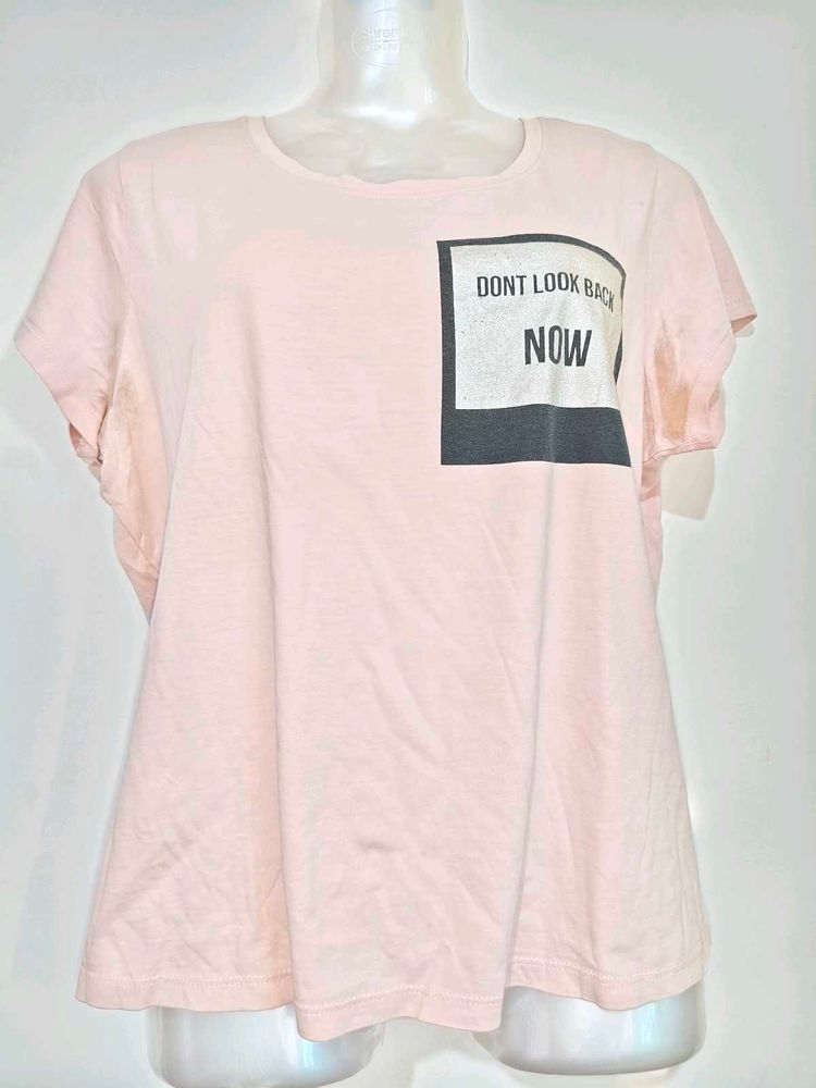 🎄Buy 1, Get 1 Free🎁L/XL Pink Graphic Tee