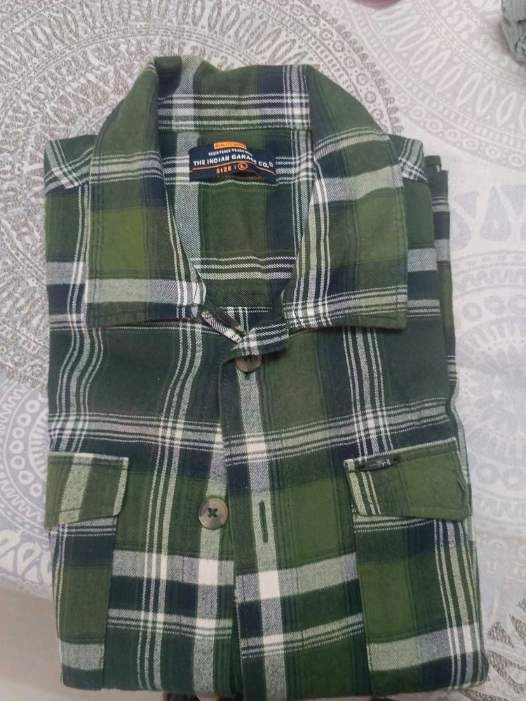 Green Plaid Casual Shirt