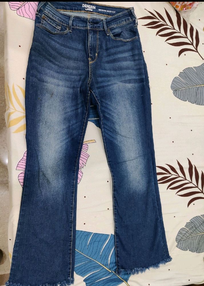 Levi&#39;s Bootcut Jeans