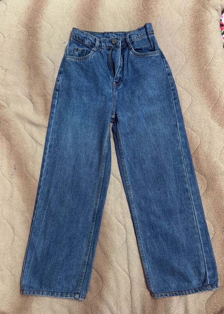 Women’s Dark Blue Jeans