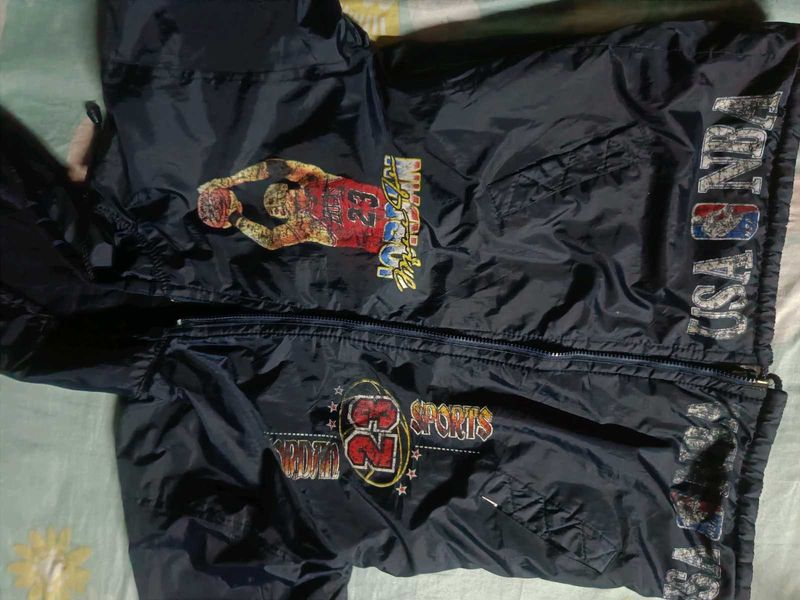 NIKE BASKETBALL JACKET