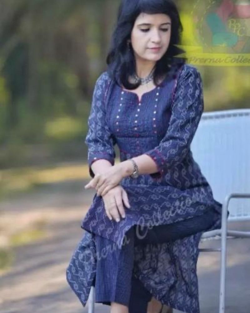 Elegant Blue Printed Kurti