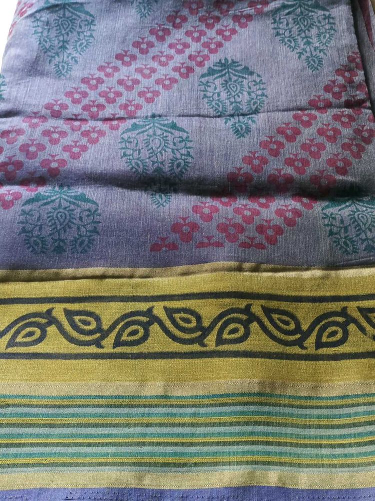 Elegant Ethnic Print Saree