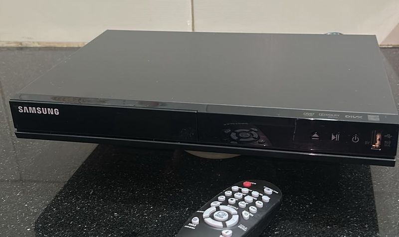 Samsung DVD Player – Brand New (Not Powering On)