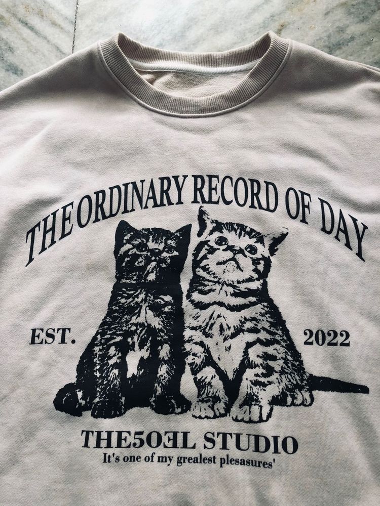 Cat Print Sweatshirt