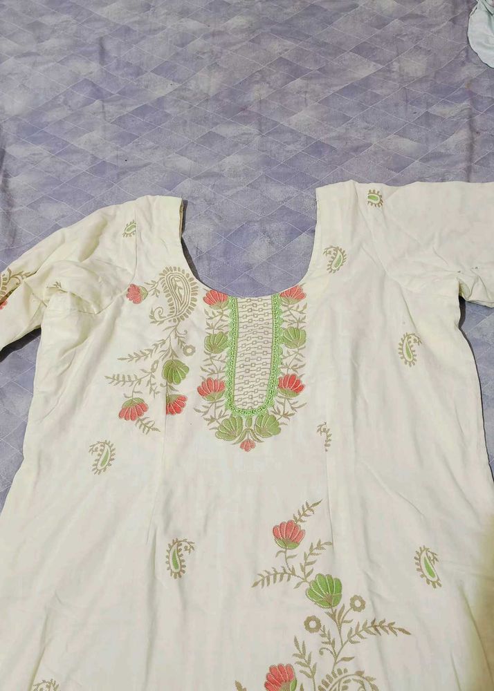 Punjabi Summer 🌞 Special 😍 Off White Suit