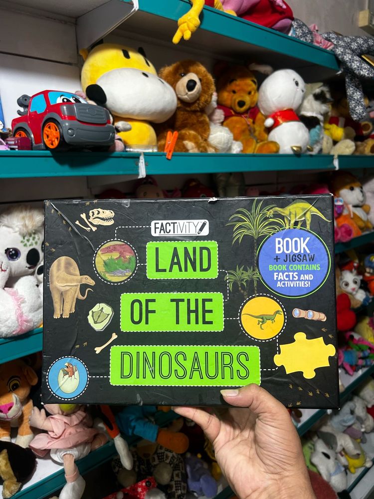 Factivity Land of the Dinosaurs Book and Jigsaw